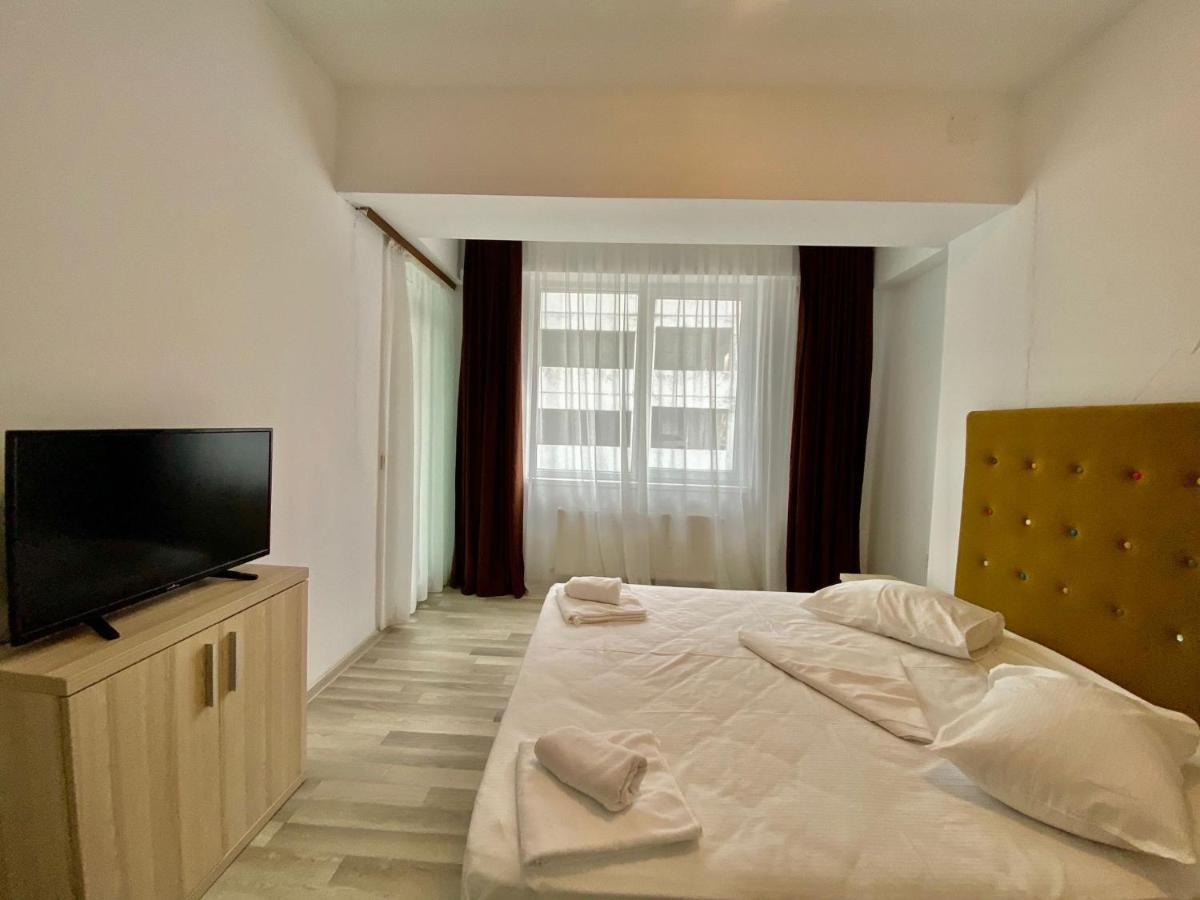 Catalina Summerland Apartaments Mamaia Nord Eksteriør billede
