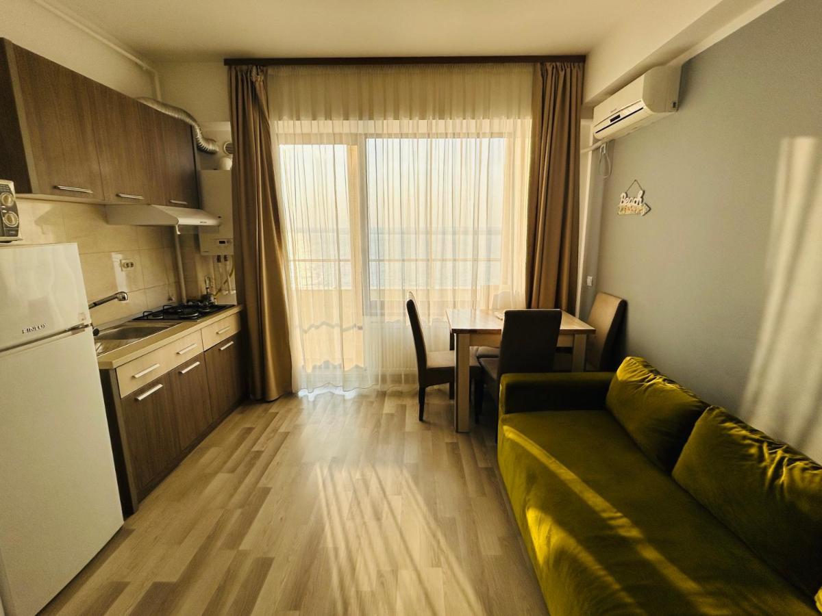Catalina Summerland Apartaments Mamaia Nord Eksteriør billede