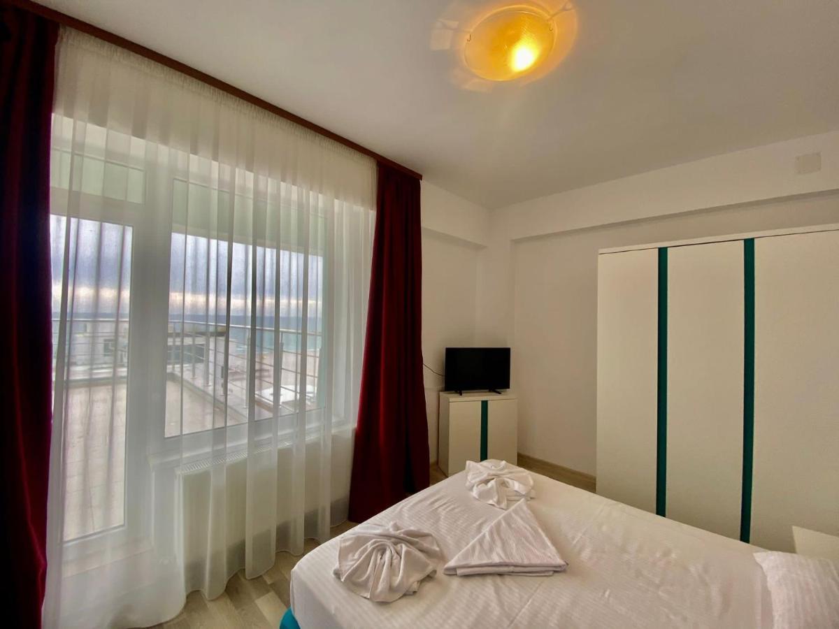 Catalina Summerland Apartaments Mamaia Nord Eksteriør billede