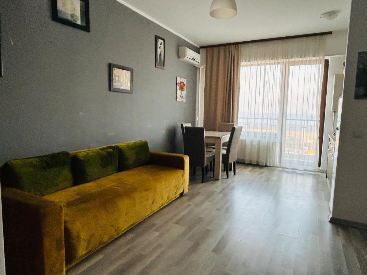 Catalina Summerland Apartaments Mamaia Nord Eksteriør billede
