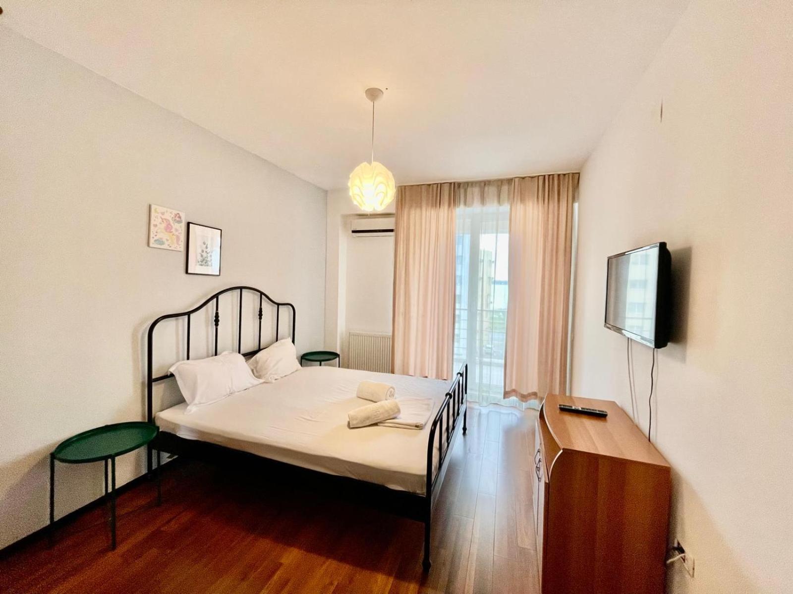 Catalina Summerland Apartaments Mamaia Nord Eksteriør billede